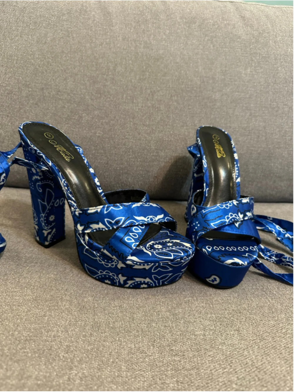 Hata Blue and White Bandana Print Platform Heels Size 9 Festival Exotic Dancer